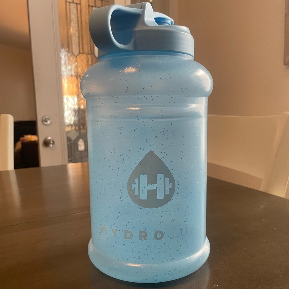 LIGHT BLUE GLITTER HYDROJUG